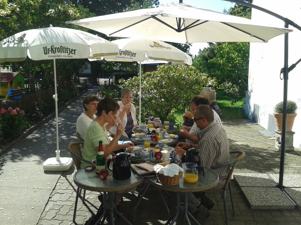 Zerbst Pension Am Stadtrand מראה חיצוני תמונה